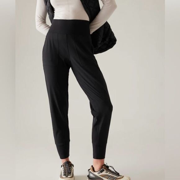 Athleta Venice Jogger Black - Picture 1 of 13